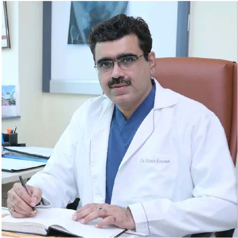 Dr Vikash Kapoor